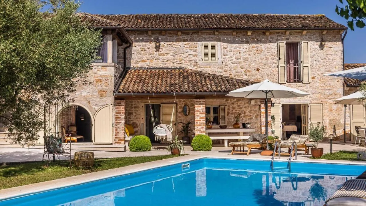 Om Shanti Villa Porec